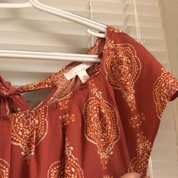 Cinched-waist dress - Picture 4 of 4